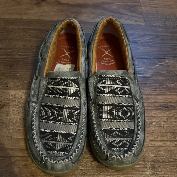 Women’s Twisted X Grey Aztec Size 6 - Picture 1 of 3